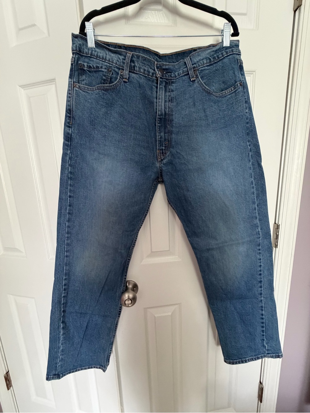 Levi's Men's Medium Blue Relaxed Straight Jeans